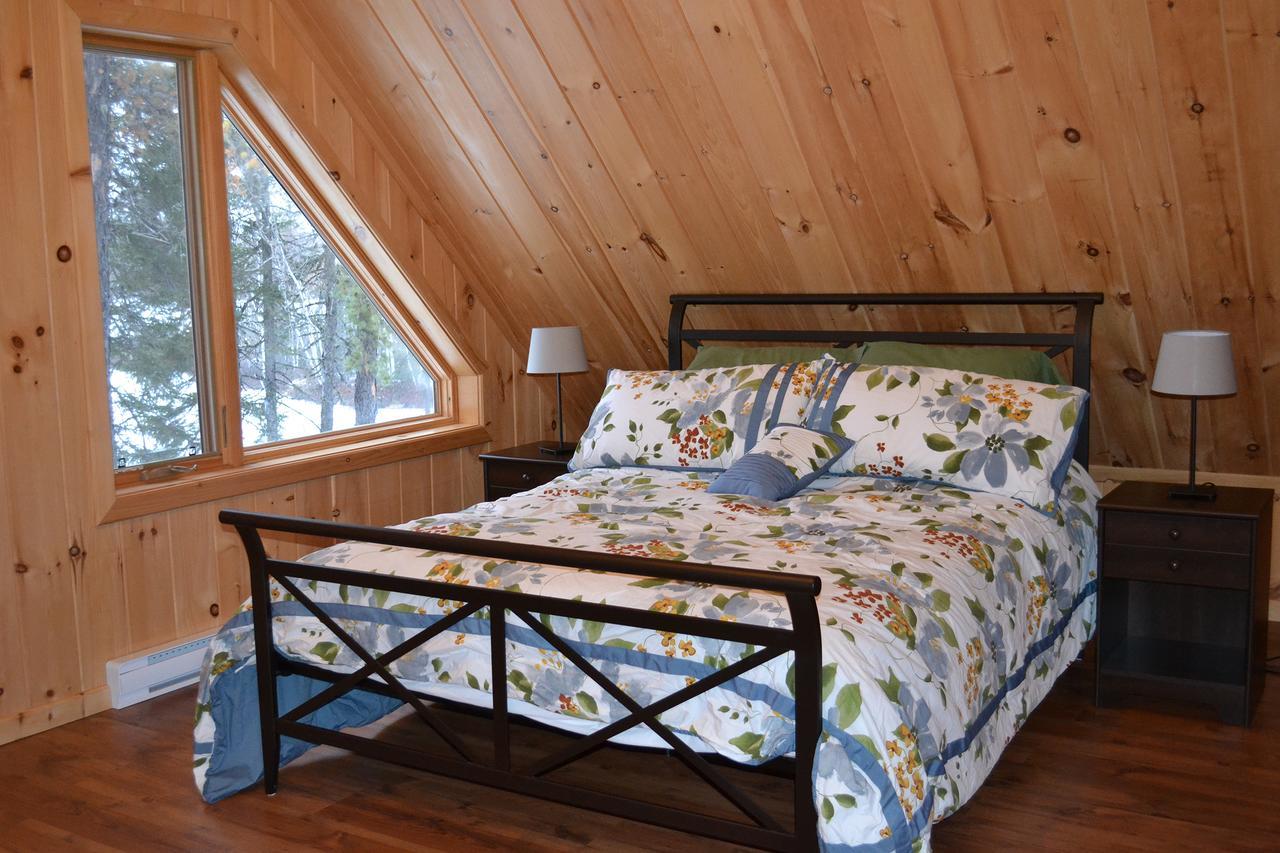Les Chalets Du Lac Serein Saint Ludger de Milot Екстер'єр фото